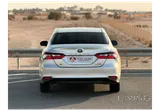 Toyota Camry LE Hybrid 2022